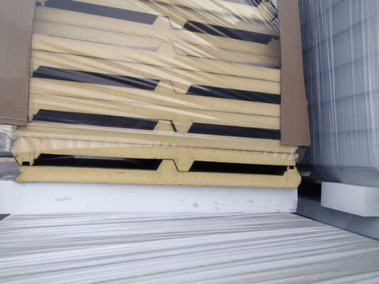 Jakość  Fire Resistance Class B1 PIR Roof Panels with Customizable Length Up To 11960 Meters and Thermal Conductivity ≤0.02W/m·K fabryka