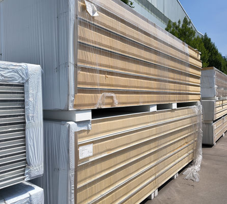 50/75/100/150/200mm Grubość PU Sandwich Panel Ściana Lekki i ognioodporny projekt