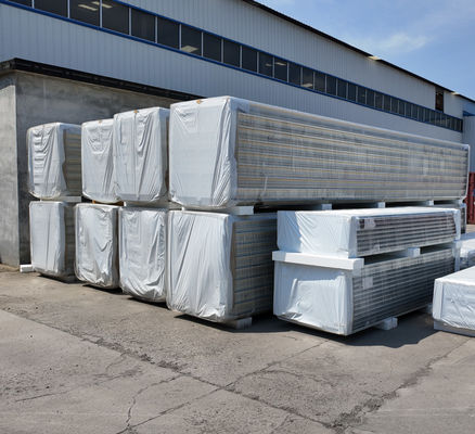 Wodoszczalny PU Sandwich Panel ściany 50-1130mm szerokość antykorozyjna dla Twoich wymagań