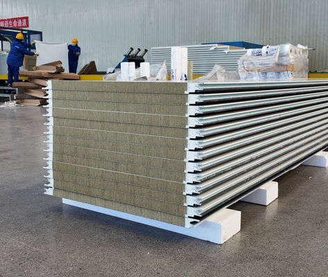 Co to jest płyta warstwowa poliuretanowa?