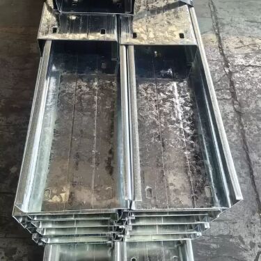 Stalowy płatew w kształcie litery C Stalowa płatew ocynkowana stalowa metalowa konstrukcja płatew stalowy profil Z stalowy profil C