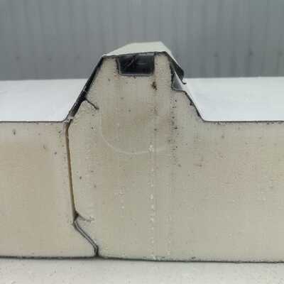 Thermal Conductivity Less Than 0.02 W/mK Corrosion Resistant Lightweight PIR Roof Panels for Cold Room Applications